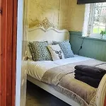 Feriehus Peaceful Countryside Retreat Near Beach/lakes