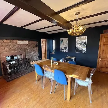 Дом отдыха Peaceful Countryside Retreat Near Beach/lakes Distington