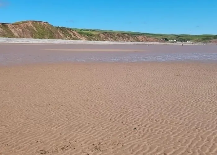 Peaceful Countryside Retreat Near Beach/lakes Дом отдыха *