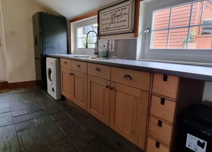 Peaceful Countryside Retreat Near Beach/lakes Дом отдыха Distington