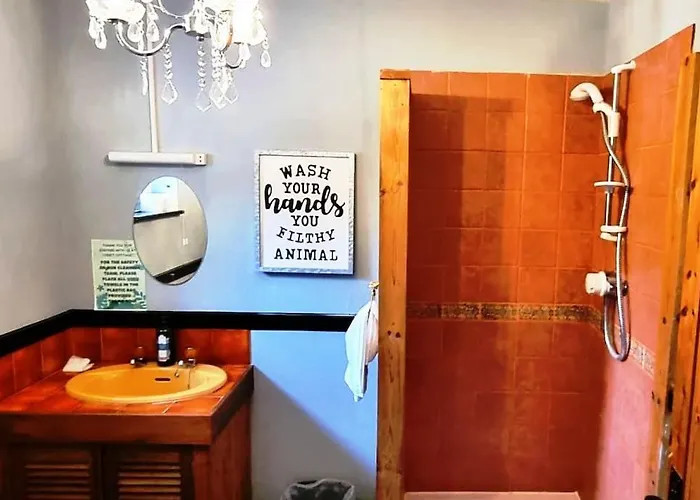 Peaceful Countryside Retreat Near Beach/lakes