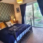 Ferienhaus Peaceful Countryside Retreat Near Beach/lakes *